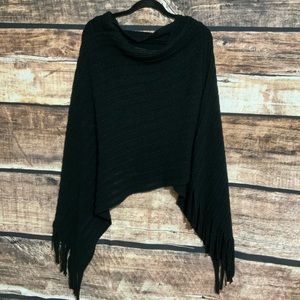 ❤️ Women’s Fringed Knitted Shawl Poncho